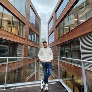 Meet your Posher, Raj